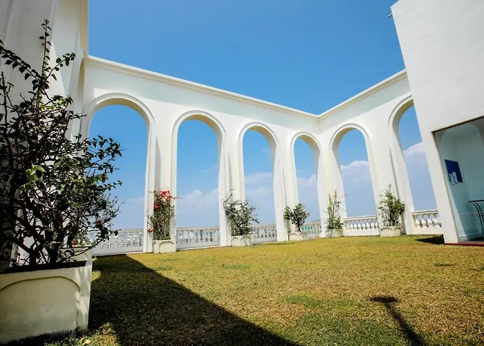 De Saram Residencies